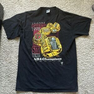 1998 Chicago Bulls Championship Rings T-shirt